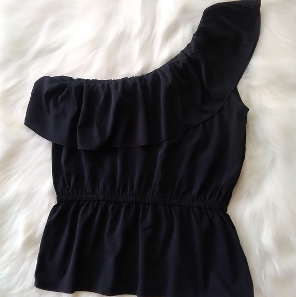 Banana Republic Tops - Banana Republic One Shoulder Blouse
